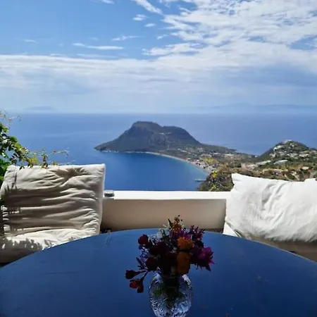 Casa Filicudi Hébergement de vacances *